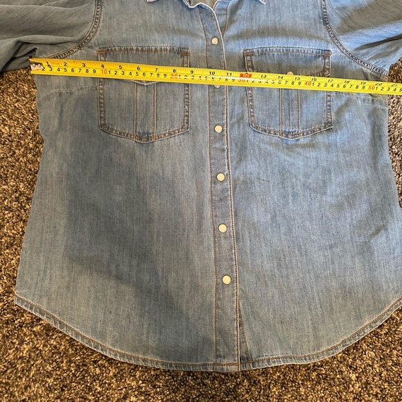 Veronica Beard denim button down - Picture 3 of 6